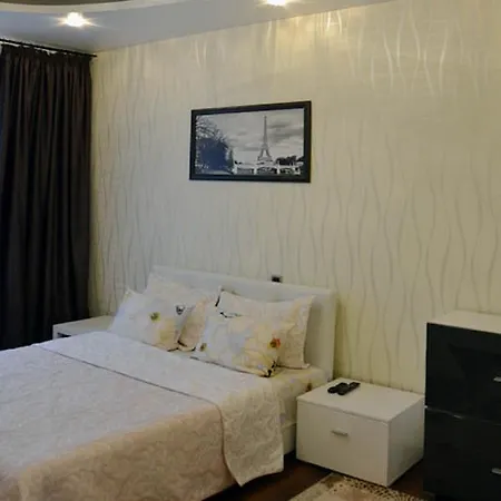 Apartment Flatcomfort Nezavisimosti 44