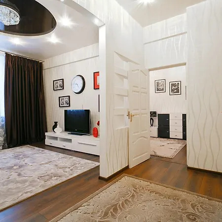 Apartment Flatcomfort Nezavisimosti 44
